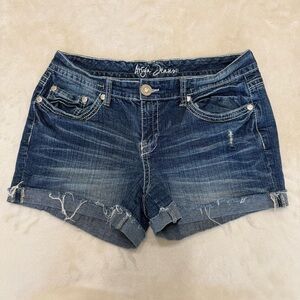 Ariya Jeans Women's Dark Blue Jean Shorts Y2K Size 11/12